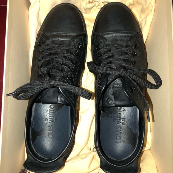 LOUIS VUITTON Monogram Embossed Calfskin - Picture 2 of 8